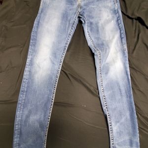Womens skinny jeans